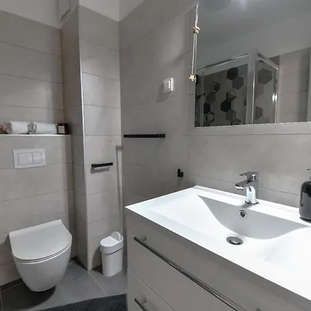 Apartman Spacious Nero With Free Parking Zára