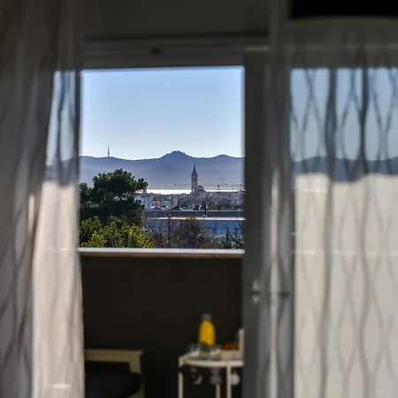 Apartamento Spacious Nero With Free Parking
